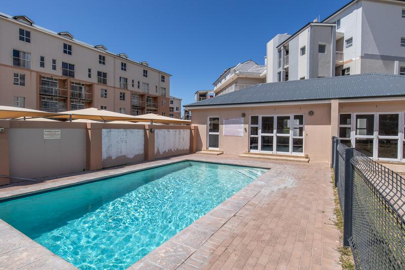 2 Bedroom Property for Sale in Muizenberg Western Cape